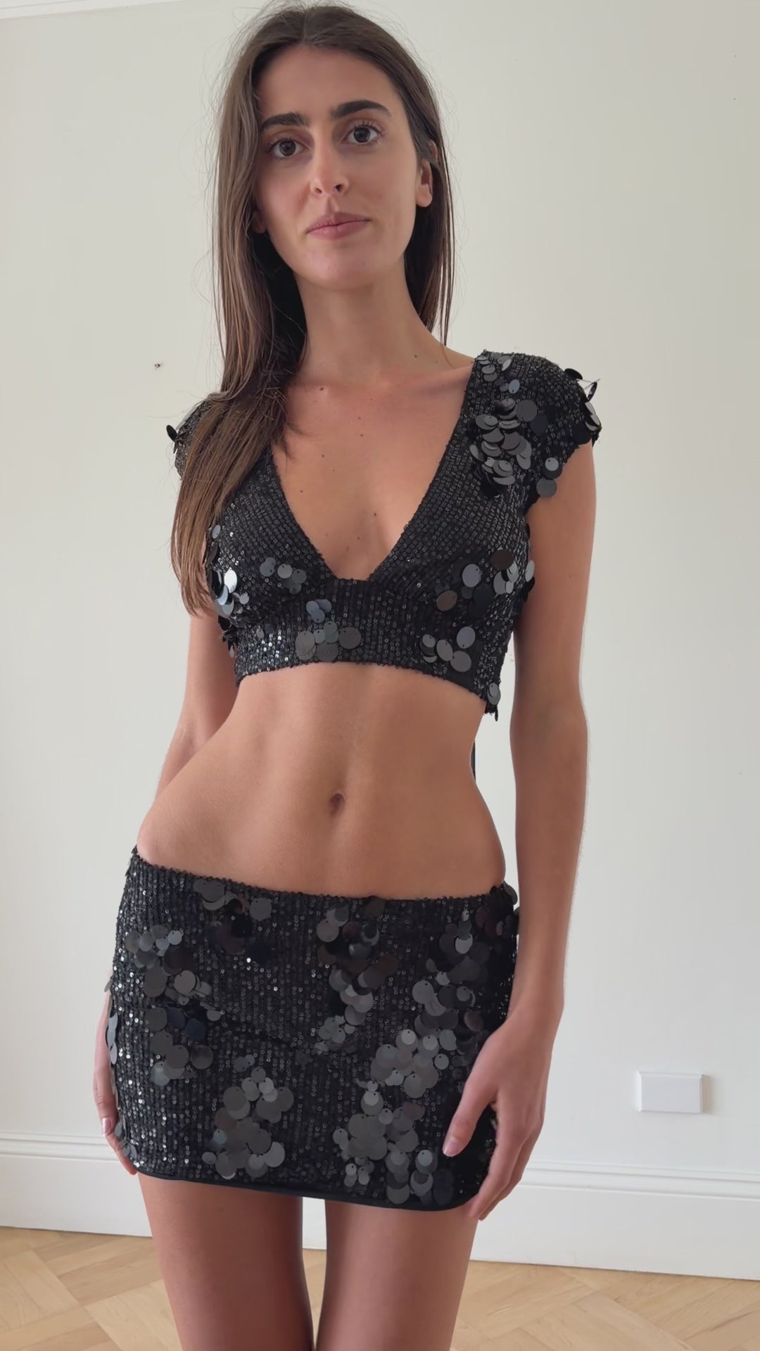 Eva Sequin Mini Skirt in Onyx – video